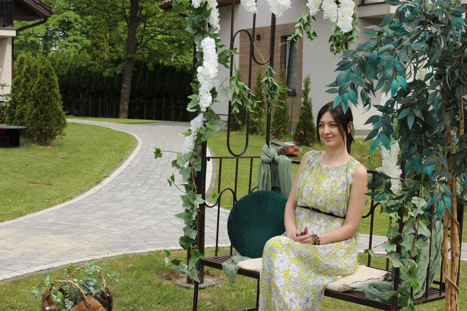 PERGOLA OGRODOWA Z ŁAWKĄ 123 x 63 x 252 CM ANTYCZNY BRĄZ - obrazek 5