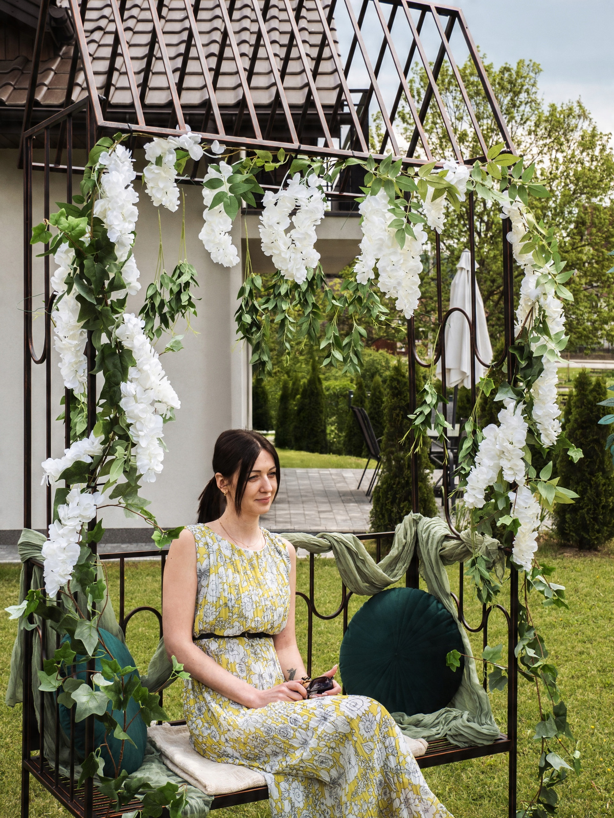 PERGOLA OGRODOWA Z ŁAWKĄ 123 x 63 x 252 CM ANTYCZNY BRĄZ - obrazek 10