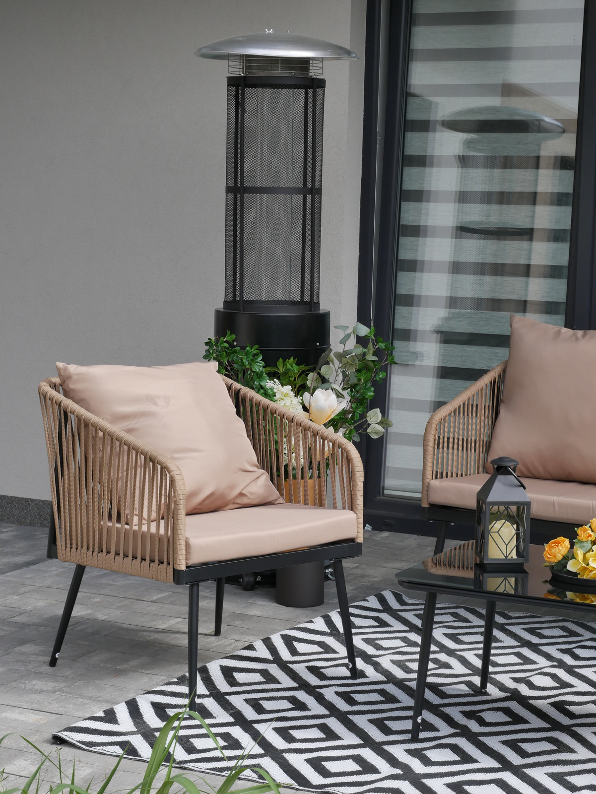 ZESTAW MEBLI OGRODOWYCH Z PLECIONEJ LINY (2 FOTELE + SOFA + STOLIK) - BEŻOWY, PODUSZKI - BEŻOWE - obrazek 10
