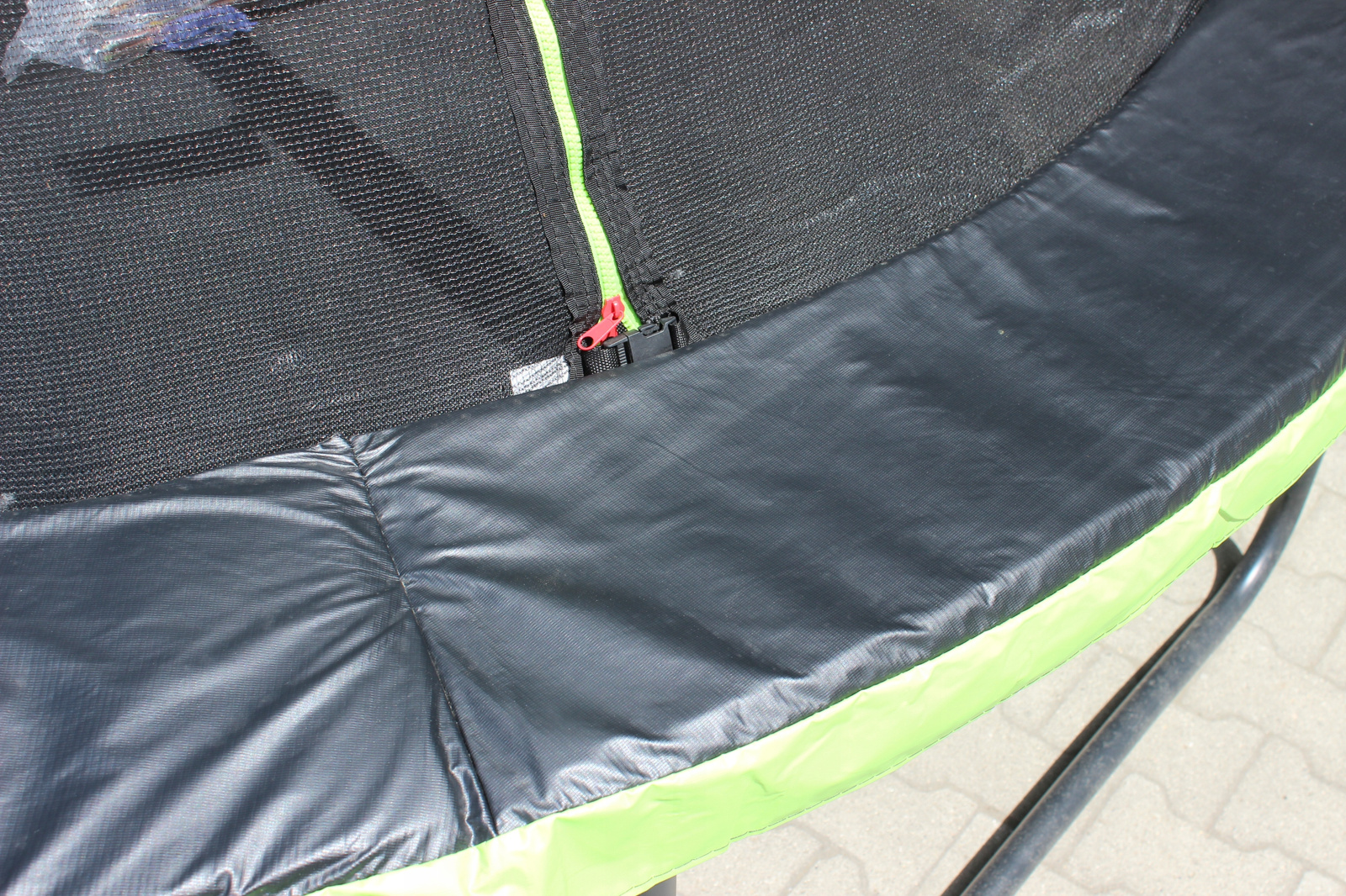 TRAMPOLINA 8FT 252 CM Z DRABINKĄ I SIATKĄ ZABEZPIECZAJĄCĄ *7628 - obrazek 4